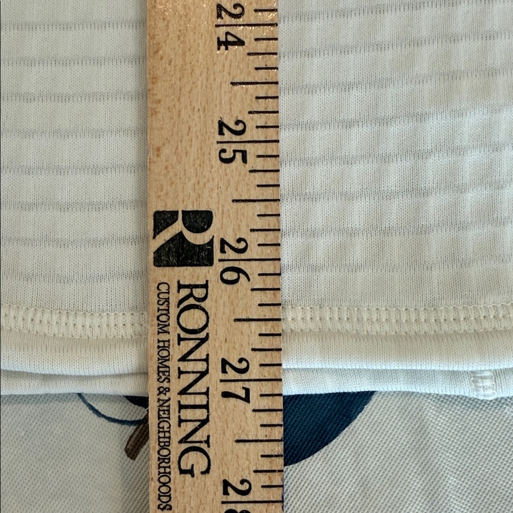 Patagonia | W's R1® Quarter-Zip Fleece Pullover | Birch White | Large | #40118 - Picture 9 of 11